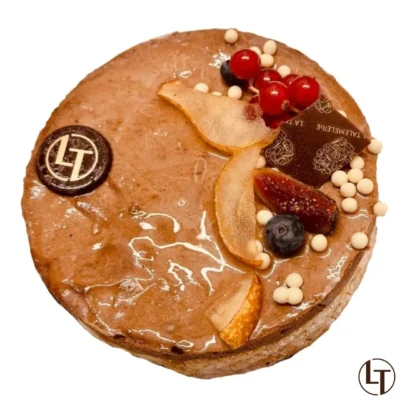 Charlotte Poire & Chocolat 4 perssones dans Pâtisseries, Entremets à partager à la boulangerie pâtisserie La Talemelerie