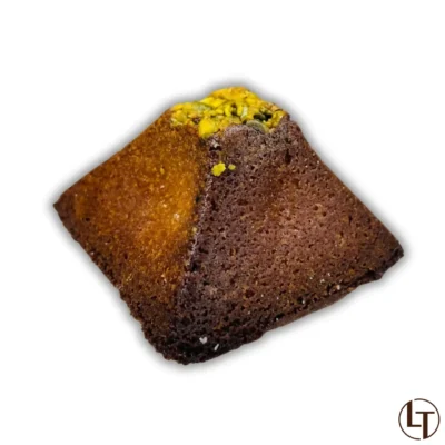 Pyramide pistache dans Pâtisseries individuelles, Cakes et gâteaux de voyage à la boulangerie pâtisserie La Talemelerie